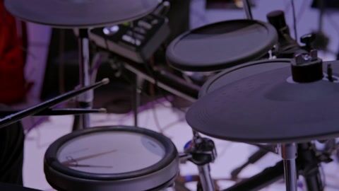 Himno 235: Cerca de Ti, Señor - Hna. María Luisa Piraquive #idmji (En Vivo Movistar Arena)